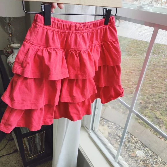 Hanna Andersson Soft Red Tiered Ruffle Skort - Size 140 cm/US 10 - Picture 3 of 6